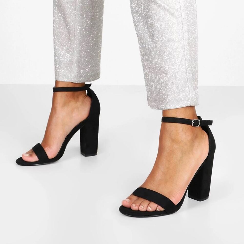 Stylish Boohoo Heeled Sandals. Excellent Condition